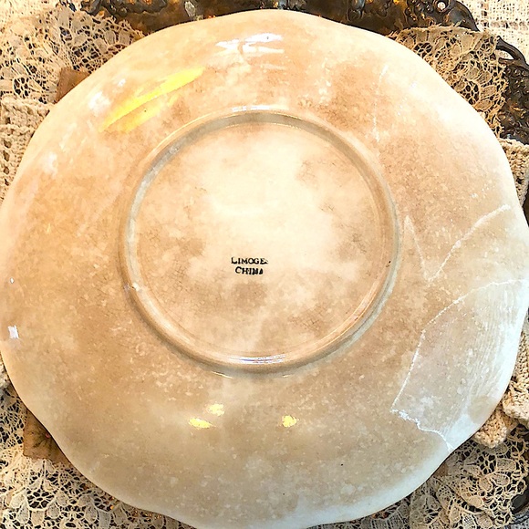 GUC- Hand-Painted Victorian Lady Plate - Picture 9 of 11